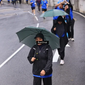 Runner Photo 7946439