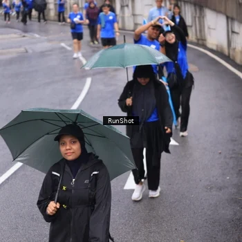 Runner Photo 7946440