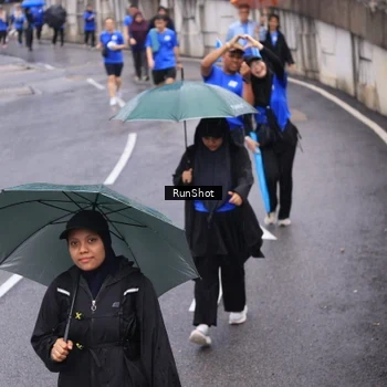 Runner Photo 7946442