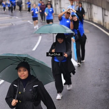 Runner Photo 7946443