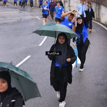 Runner Photo 7946448