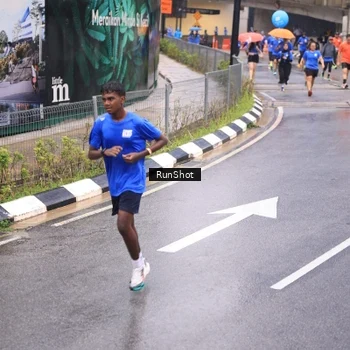 Runner Photo 7946479