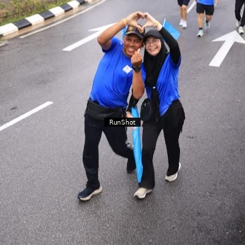 Runner Photo 7946487