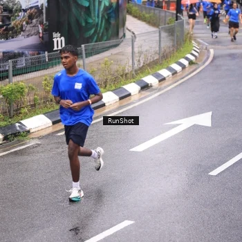 Runner Photo 7946488