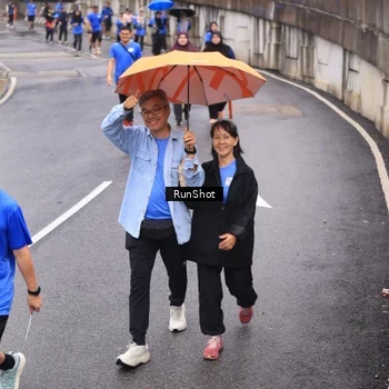 Runner Photo 7946514