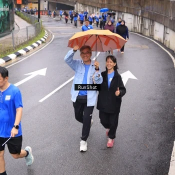 Runner Photo 7946520