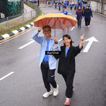 Runner Photo 7946528