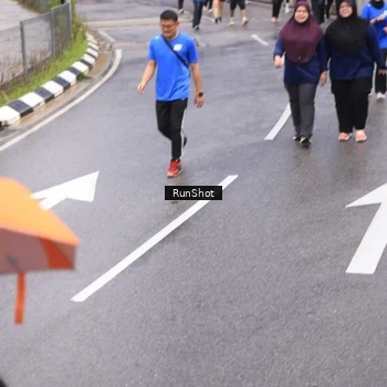Runner Photo 7946531