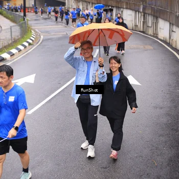 Runner Photo 7946534