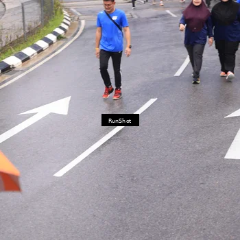 Runner Photo 7946535
