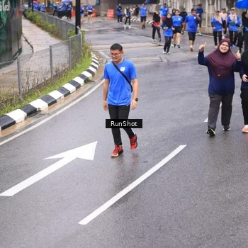 Runner Photo 7946540
