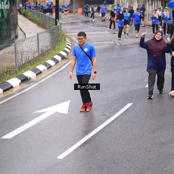 Runner Photo 7946548