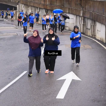 Runner Photo 7946552