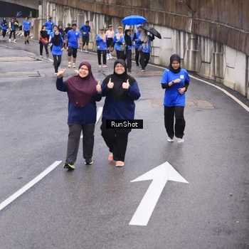 Runner Photo 7946554