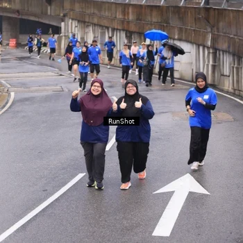 Runner Photo 7946555