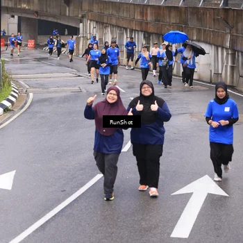 Runner Photo 7946558