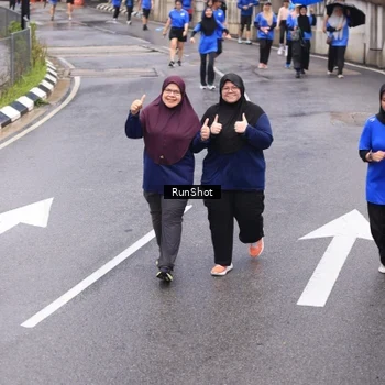 Runner Photo 7946567