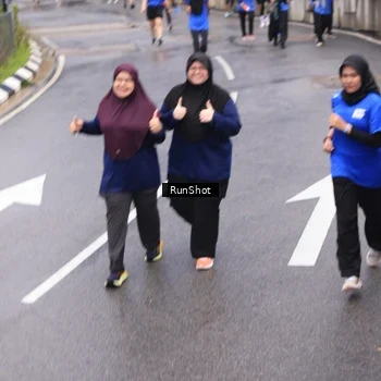 Runner Photo 7946570