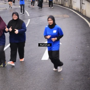 Runner Photo 7946573