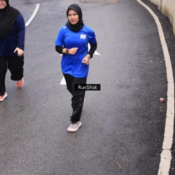 Runner Photo 7946578