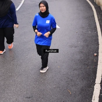 Runner Photo 7946580