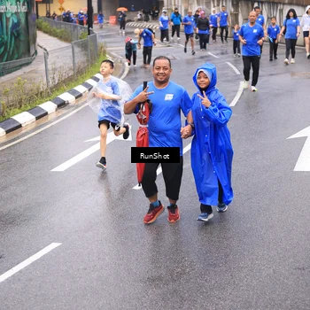 Runner Photo 7946592