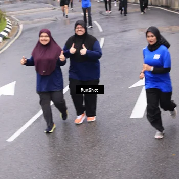 Runner Photo 7946593