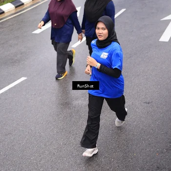 Runner Photo 7946599