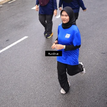 Runner Photo 7946603