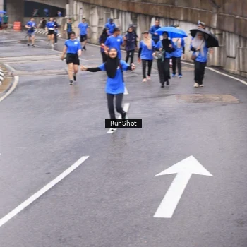 Runner Photo 7946608