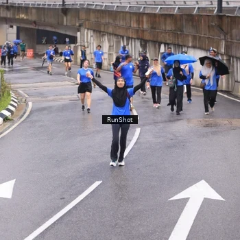 Runner Photo 7946616