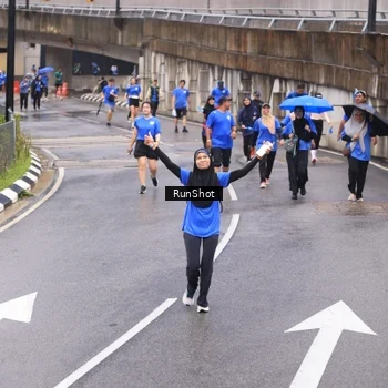 Runner Photo 7946620