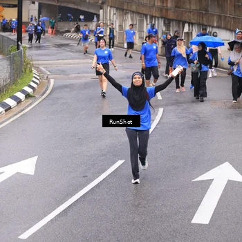 Runner Photo 7946625