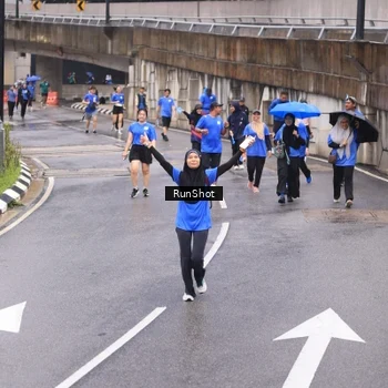 Runner Photo 7946631