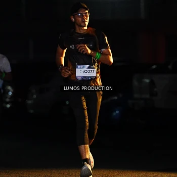 Runner Photo 7946656
