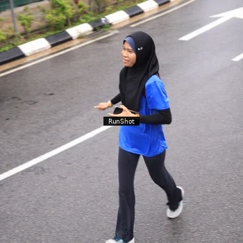 Runner Photo 7946665