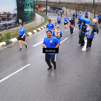 Runner Photo 7946694