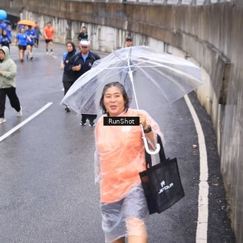 Runner Photo 7946729