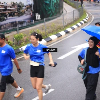 Runner Photo 7946736