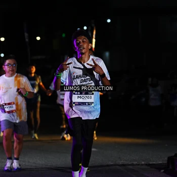 Runner Photo 7946761