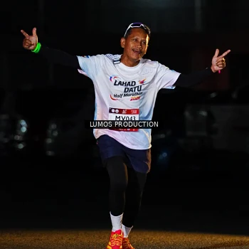 Runner Photo 7946768