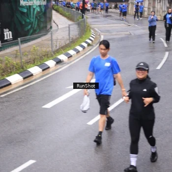 Runner Photo 7946793