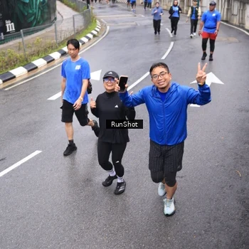Runner Photo 7946796