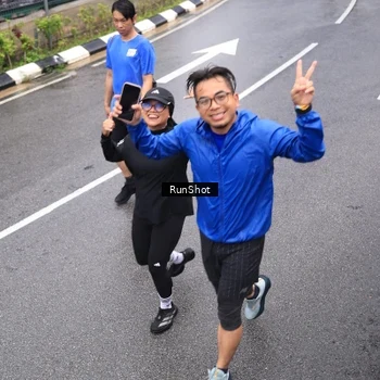 Runner Photo 7946811