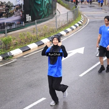 Runner Photo 7946812
