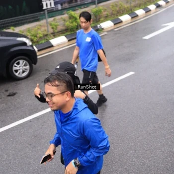 Runner Photo 7946815