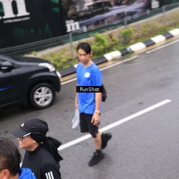 Runner Photo 7946817