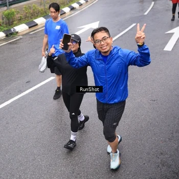 Runner Photo 7946824