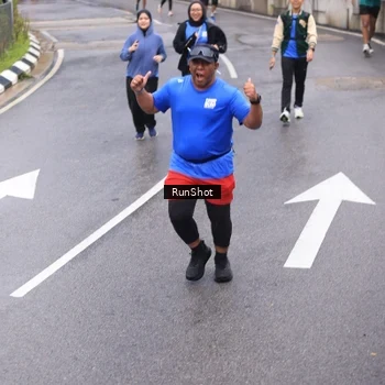 Runner Photo 7946833