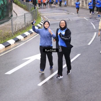 Runner Photo 7946857